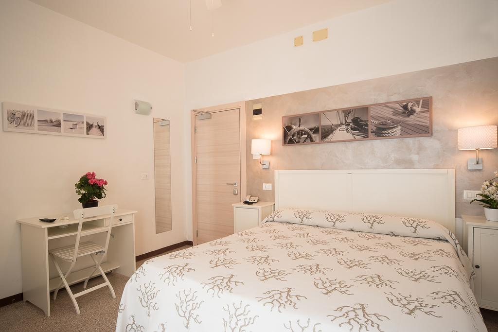 Hotel Conchiglia Lido di Jesolo Exteriör bild